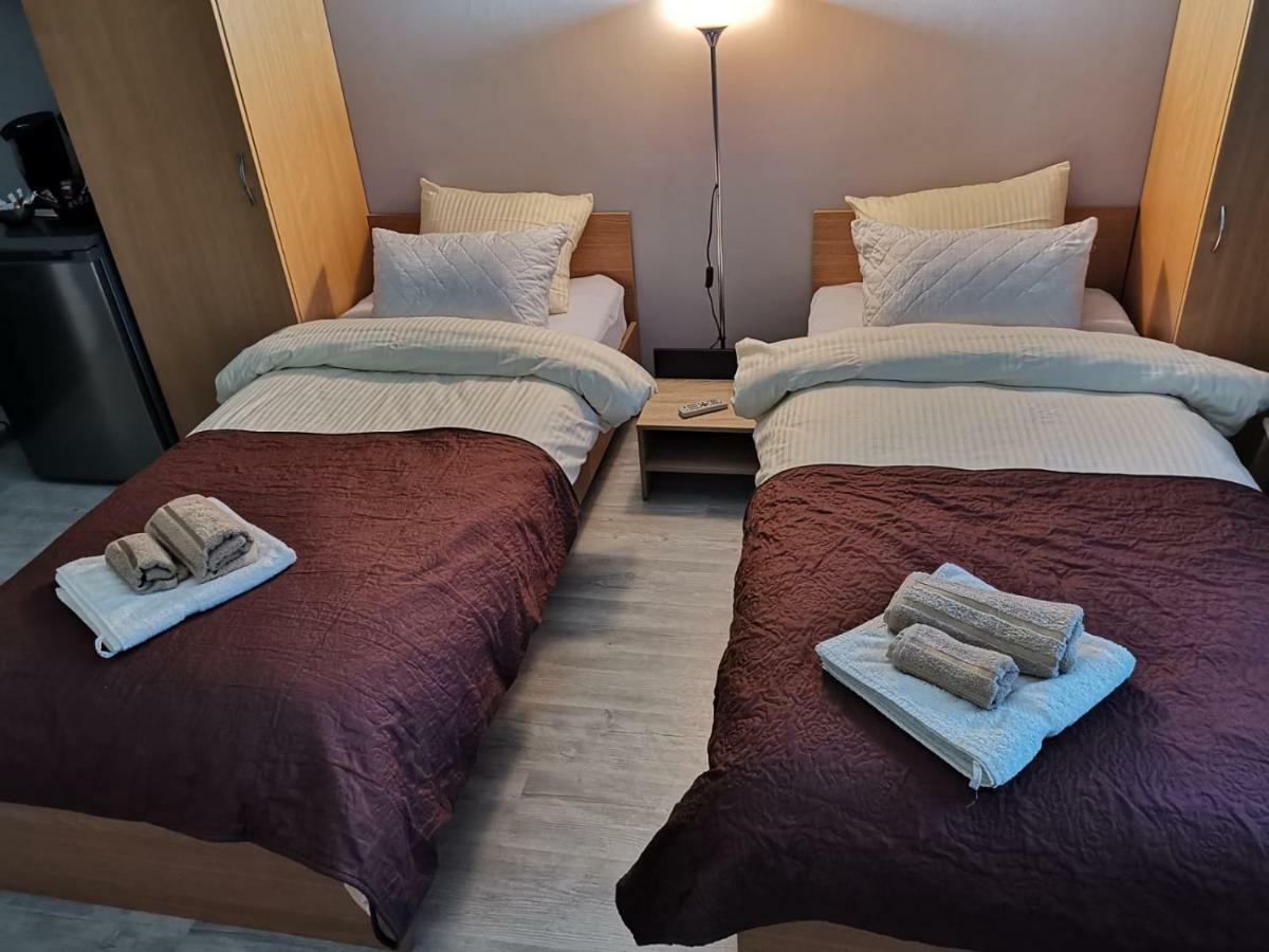 Central Studio Hunedoara Luaran gambar